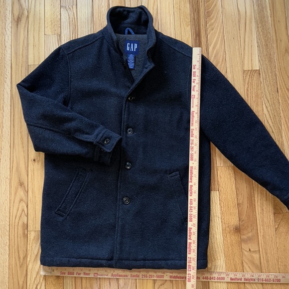 Classic timeless GAP wool 5 button car coat hip length - Picture 3 of 16